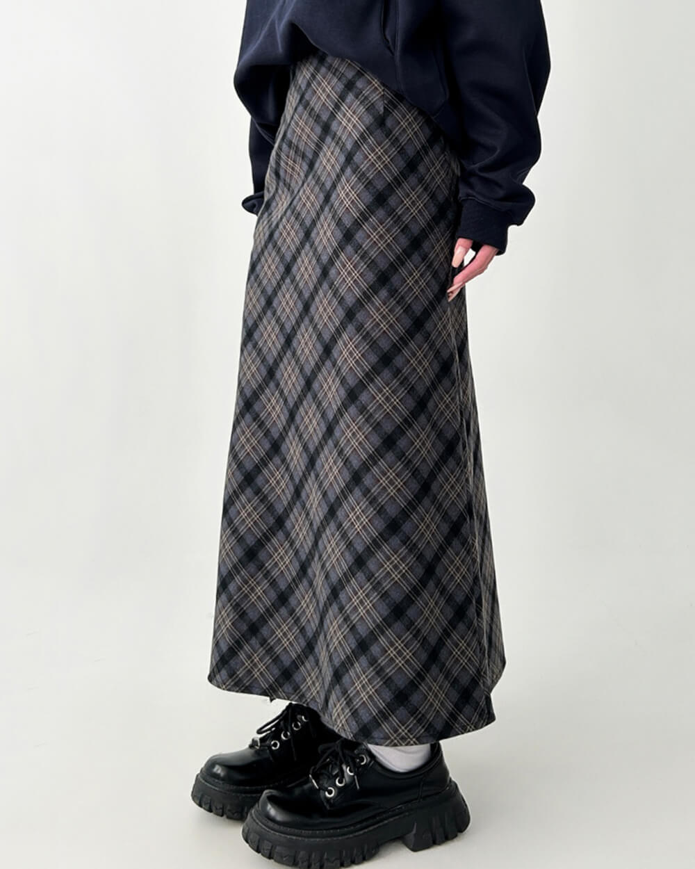 Dark Academia Plaid Side-Slit Skirt