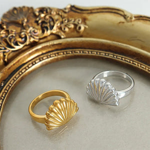 Minimalist Aesthetic Shell Ring