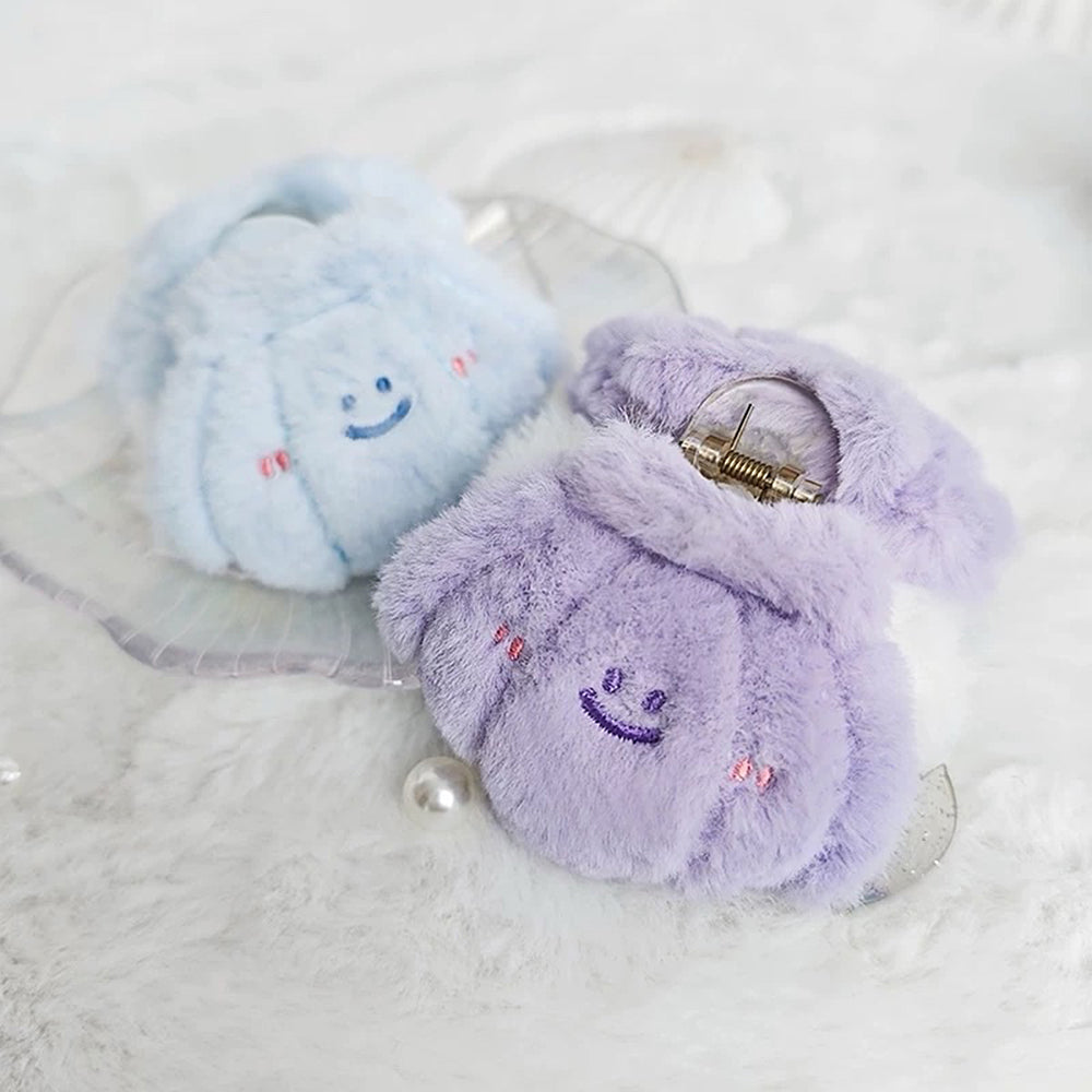 Smiling Shell Fluffy Hair Clip